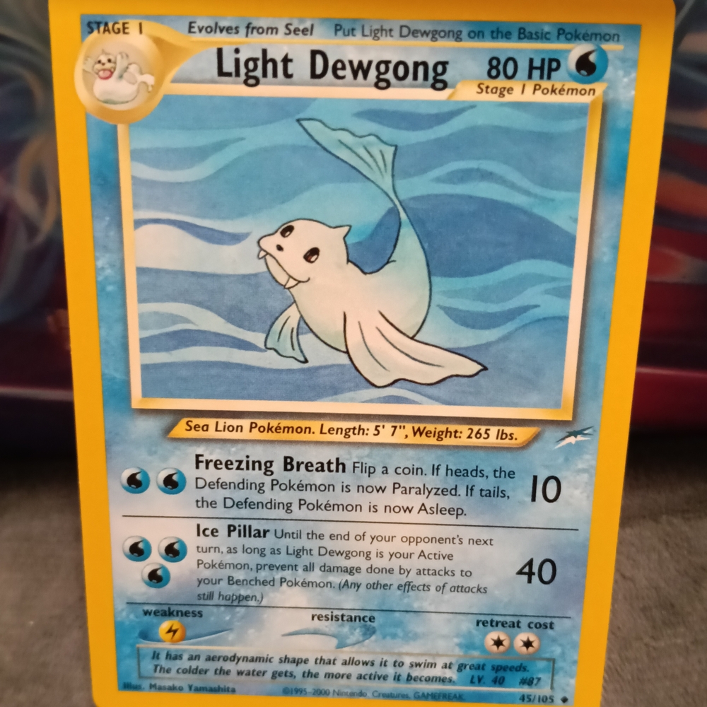 Pokemon Light Dewgong Yellow & Blue Pokémon Card